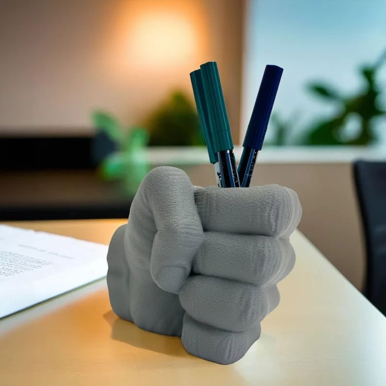 Pen holder